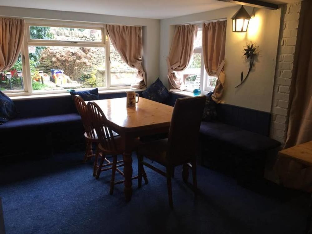 Phelips Arms Bed & Breakfast Montacute Bagian luar foto